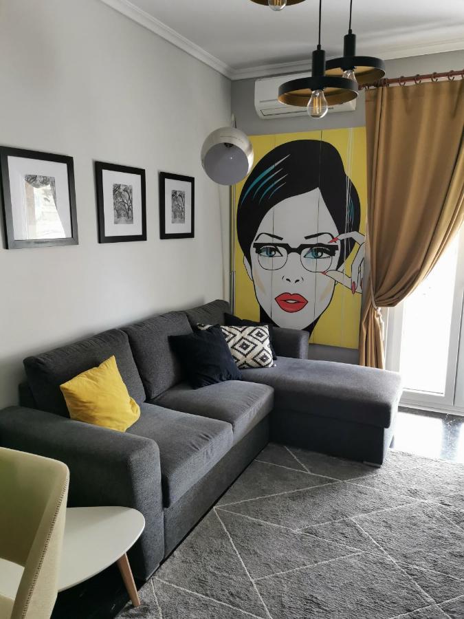 شقة Adrianos House By The Sea Nea Iraklitsa المظهر الخارجي الصورة