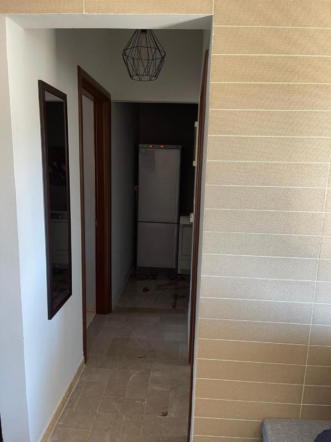 شقة Adrianos House By The Sea Nea Iraklitsa المظهر الخارجي الصورة